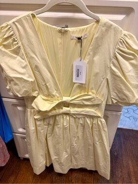 Light Yellow Puff Sleeve Mini Dress with Front Bow
